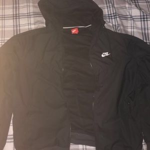 Men’s black Nike windbreaker